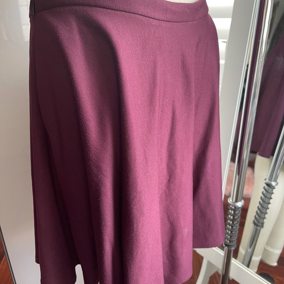 Urban Outfitters Burgundy Circle Skirt size 12 | High waisted - Picture 5 of 13